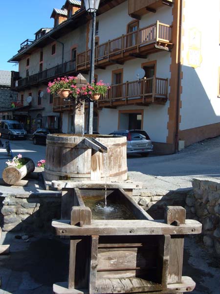 2-Molines